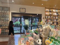 -猫的天空之城概念书店(景德镇陶溪川店)