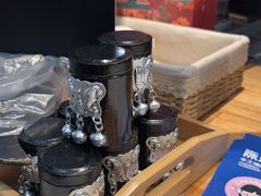 -一杯黔茶(西江千户苗寨古街店)