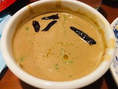 -洞庭洲·防空洞火锅·烧烤·铜锅涮肉(新百广场店)
