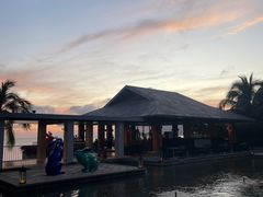 -日落吧·海景咖啡厅·餐酒吧·鸡尾酒·下午茶·乐队表演·浪漫夕阳·三亚文华东方酒店