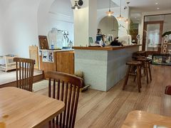 -有猫主题·治愈系猫咖(曾厝垵店)