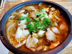 酸菜鱼-半度雨棚(莫干山路店)