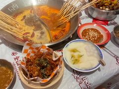 -大芊金重庆串串火锅(南京路店)