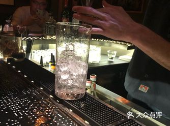 有时特价酒买一送一 今天我们有幸就碰到这样的好机会
