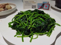 蒜蓉番薯叶-花城苑广府菜(侨鑫店)