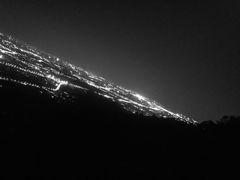 -鬼笑石后山停车场