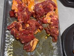 -啊美丽炭火烤肉(滑翔一店)