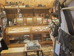 -FRANK STORE(巨鹿路店)