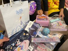 -雨丝书店(综合商业楼店)