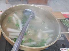 -小椒羊.羊肉粉 龙虾 羊肉串(新地旗舰店)