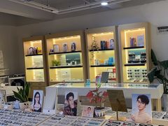-康利眼镜·蔡司战略合作店(龙泉书房店)