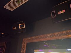 -温莎KTV(珠江路店)