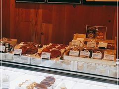 面包甜点陈列柜-MEEBO KAFEE米咖焙坊(虹桥路店)