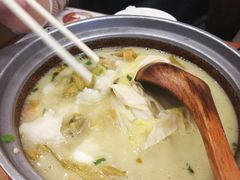 -周鱼小馆石锅酸菜鱼(活力汇店)