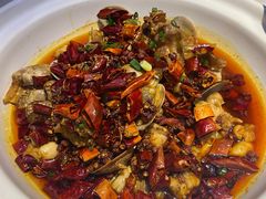-阿瓦山寨·湘菜现炒·剁椒鱼头王(咸阳总店)