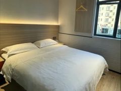 -好家园酒店(深圳坪山技术大学地铁站店)