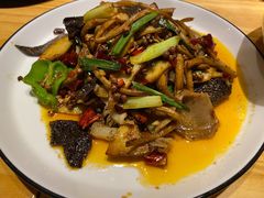 -十三式重庆江湖菜(金茂览秀城店)