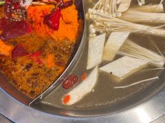 -沸炉重庆老火锅(军事博物馆店)