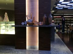 -BLU 全日制餐厅(上海安曼纳卓悦酒店)