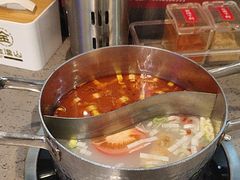 -金滏山烤肉·海鲜·火锅自助餐厅(襄阳万达店)