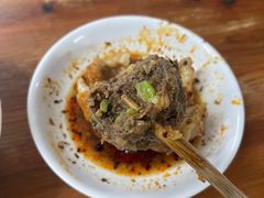 -宝瑞门钉肉饼店