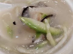 招牌鲫鱼羹-顺德渔村·岭南一号
