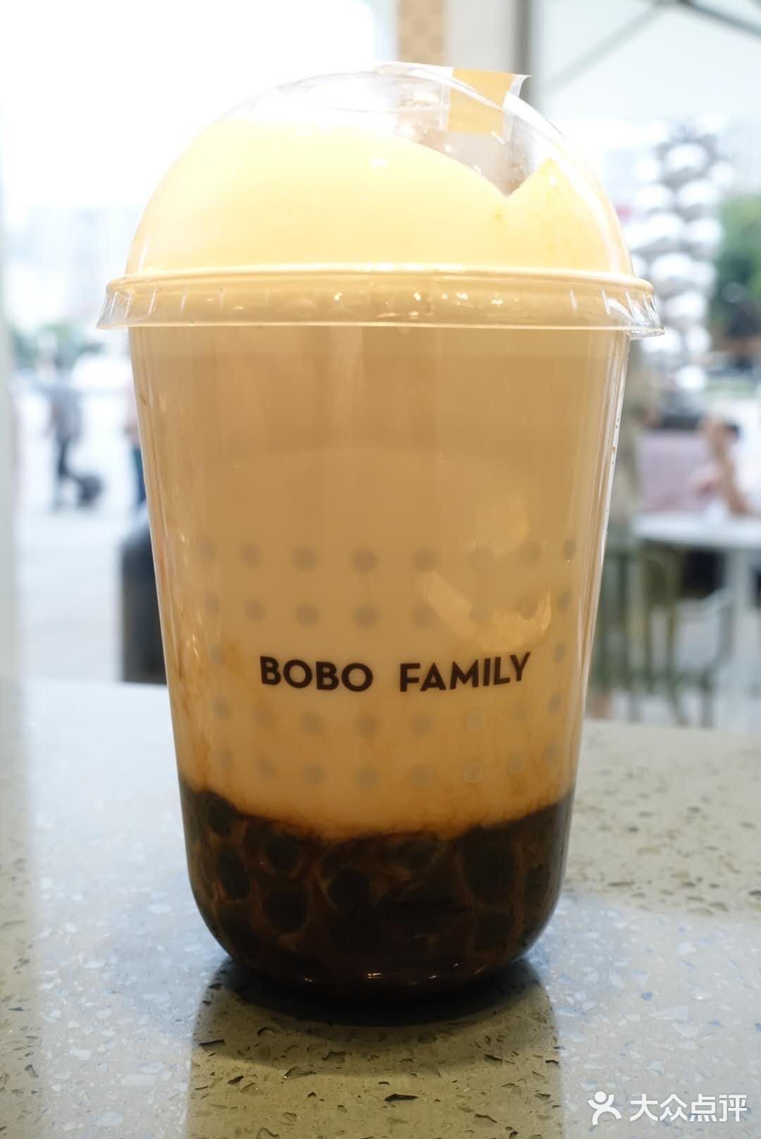 经过一桌人的比对反正就是喜茶完胜了一芳奶茶