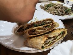 -溢心园香河肉饼总店