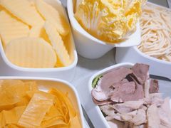 -宴全牛粤来越牛潮汕鲜牛肉火锅(海州万达广场店)
