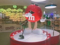 -m豆巧克力世界(上海世茂广场店)