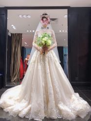 -GRACE KELLY婚纱与礼服(北京店)