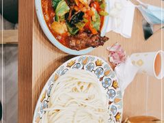 -歹歹的加个面过油肉拌面