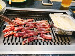 -臻牛烤肉