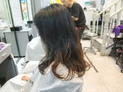 -SIX Hair Consultant