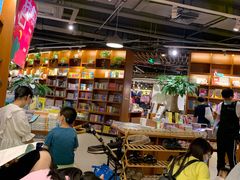 -博览书店(越秀悦汇天地店)