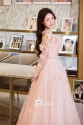 点击看大图 -艾拉·女王婚纱礼服馆