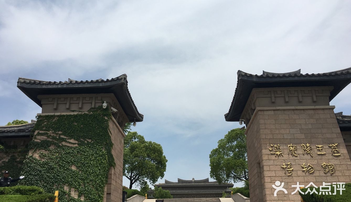 汉唐，还真是一脉相承，建筑外观，民族心性，都是一个脉