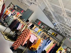 -URBAN REVIVO(北京斯普瑞斯奥特莱斯店)