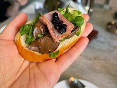 西班牙火腿及扒德式香肠拼盘配肉-villaa·别墅·融合菜西餐厅