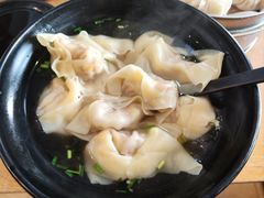 玉米鲜肉大馄饨-真真鲜馄饨店(启蒙路店)