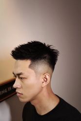 -纯剪男士理发馆·烫染专业店