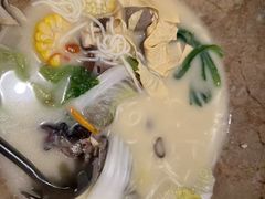 -云荷里·蒸汽石锅鱼·云南菜(中发百旺店)