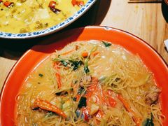 -先启半步颠小酒馆(常熟万达广场店)