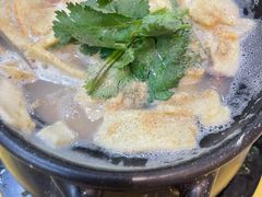 -官塘陈记鱼生·潮汕砂锅粥·牛肉火锅(潮枫路总店)