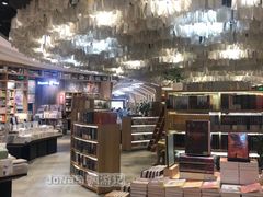 -覔书店(壹方城店)
