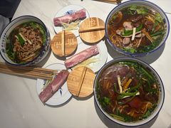 -镇南锅盖面馆(解放路店)