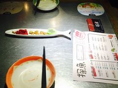 餐具摆设-探鱼·鲜青椒爽麻烤鱼(三水广场店)