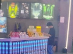 -关你鬼室大型密室逃脱(佛山创意园店)