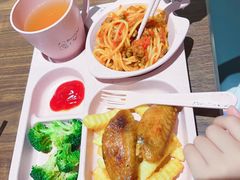 -港丽餐厅(正大店)