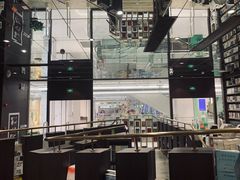 -钟书阁(群光广场店)